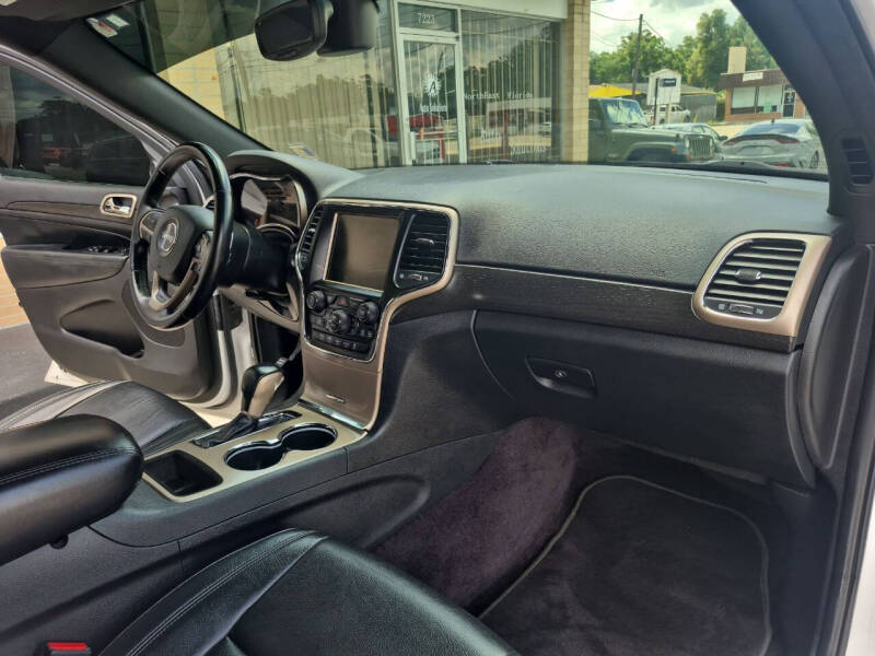 2017 Jeep Grand Cherokee Laredo