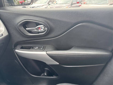 2018 Jeep Cherokee Overland