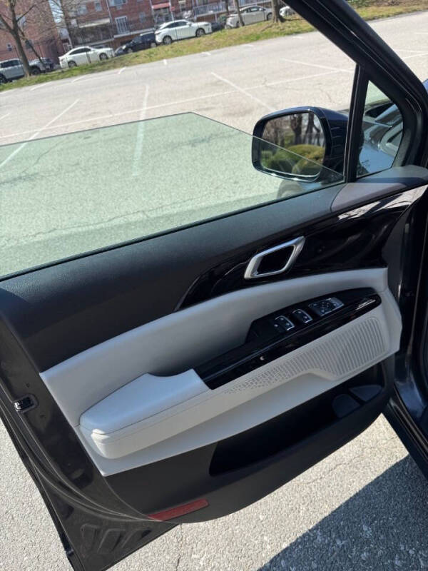 2022 Kia Carnival EX