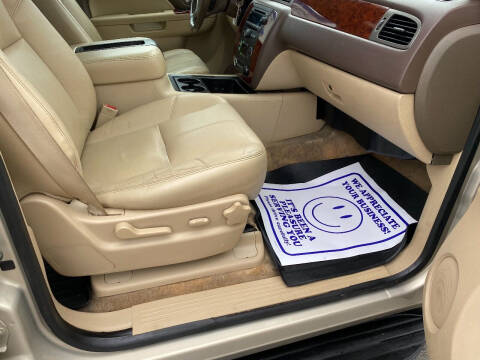 2012 Chevrolet Suburban LT