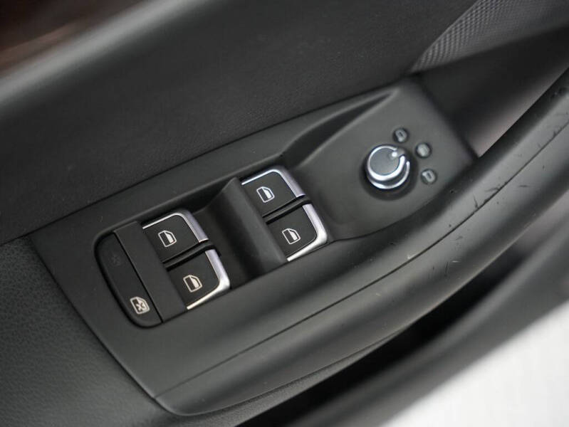 2016 Audi Q3 2.0T quattro Premium Plus