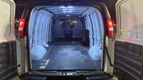 2021 Chevrolet Express 2500