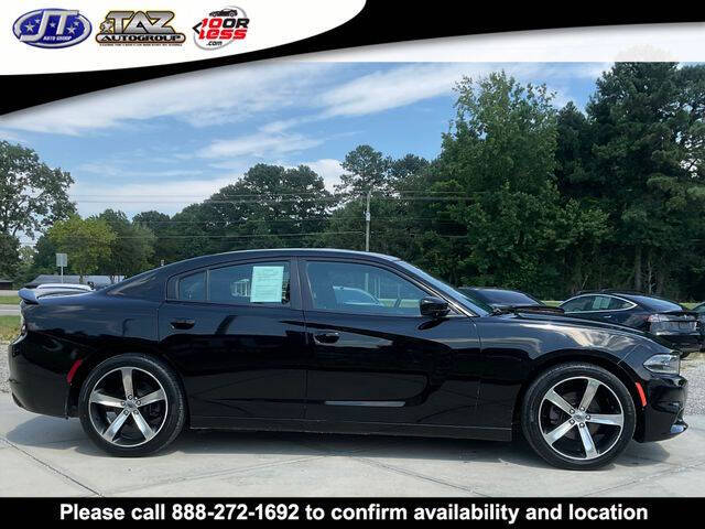 2017 Dodge Charger SE