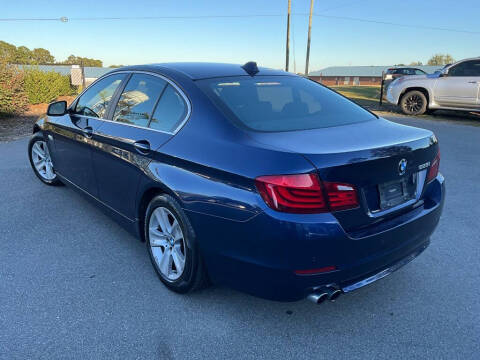 2011 BMW 5 Series 528i