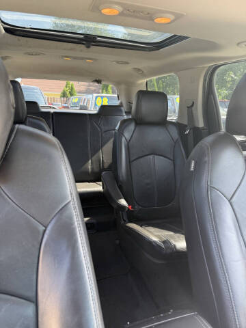 2016 GMC Acadia SLT-1