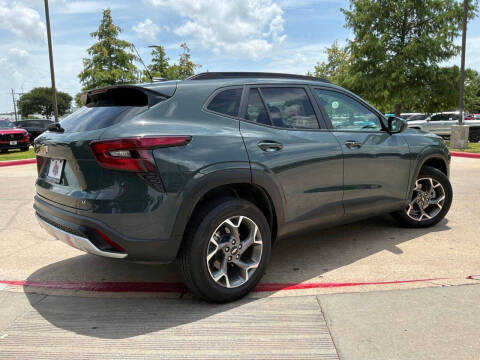 2025 Chevrolet Trax LT