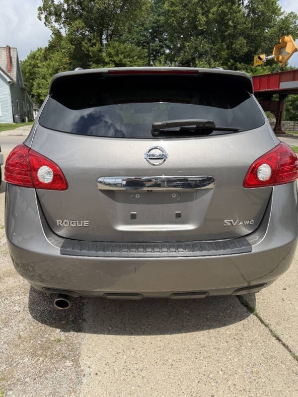 2011 Nissan Rogue SV