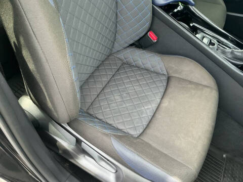 2021 Toyota C-HR XLE