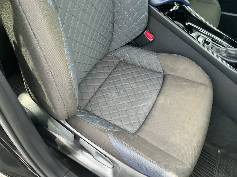 2021 Toyota C-HR XLE