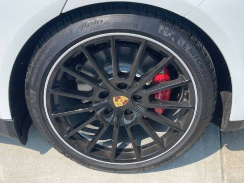 2016 Porsche Panamera GTS