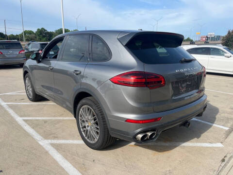 2017 Porsche Cayenne S