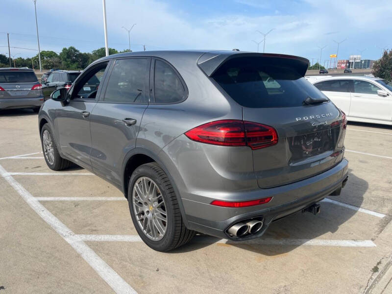 2017 Porsche Cayenne S