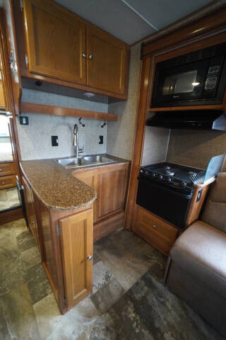 2018  Forest River  Coachmen Leprechaun