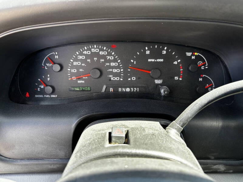 2005 Ford Excursion XLT