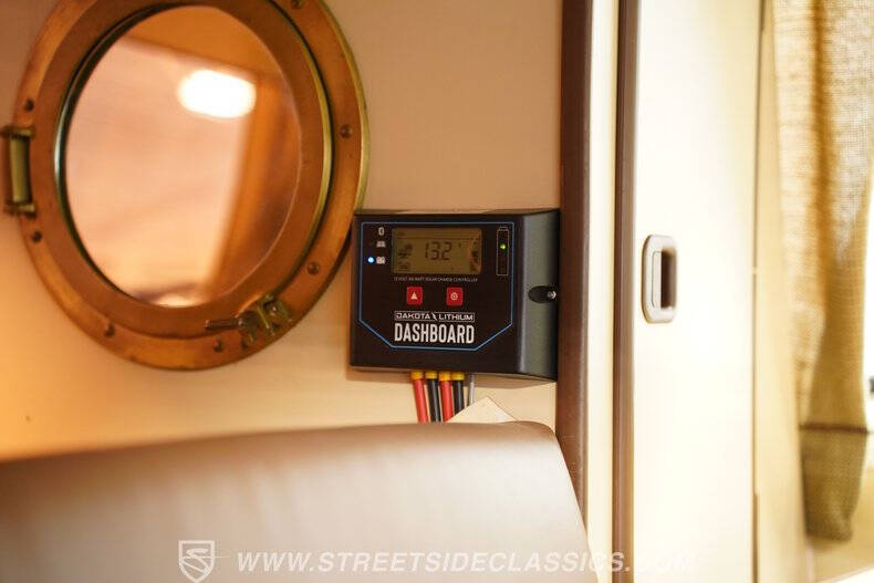 1984 Volkswagen Vanagon Camper