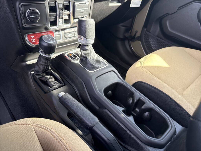 2026 Jeep Gladiator Sport