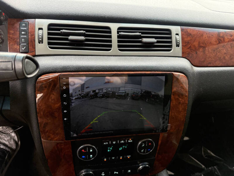 2011 Chevrolet Suburban LT