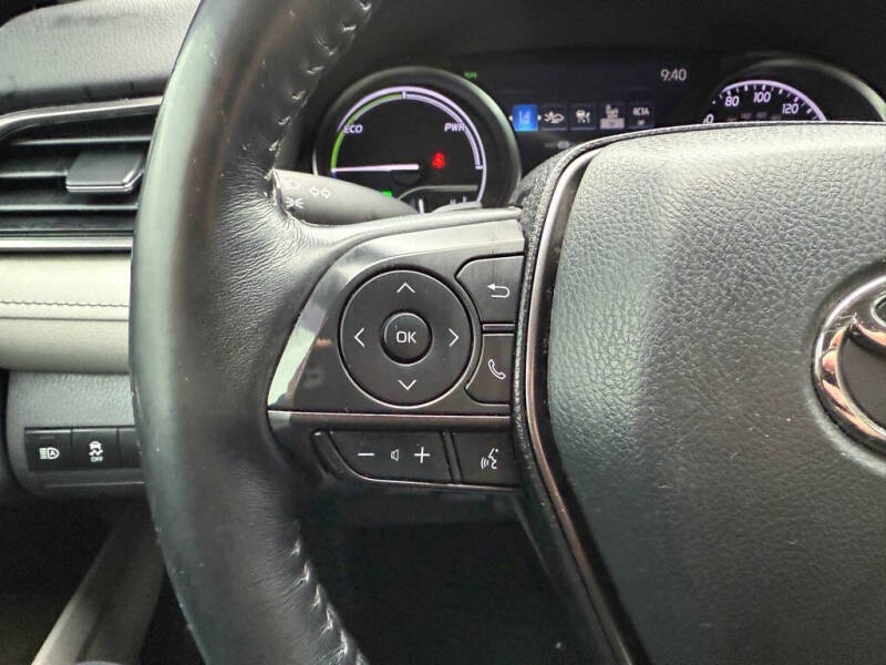 2021 Toyota Camry Hybrid XSE