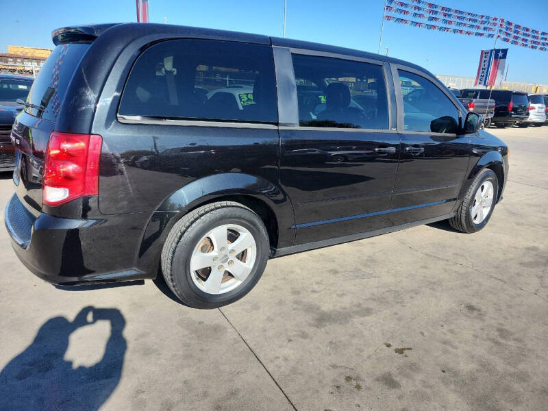 2013 Dodge Grand Caravan SE