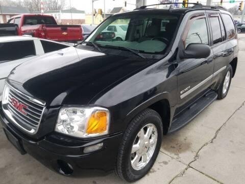 2006 GMC Envoy for sale at SpringField Select Autos in Springfield IL