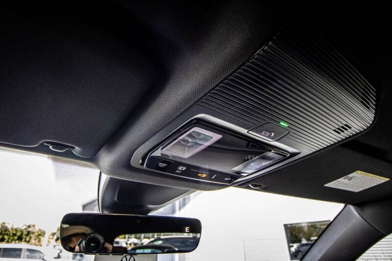 2024 Volkswagen Atlas Cross Sport SE