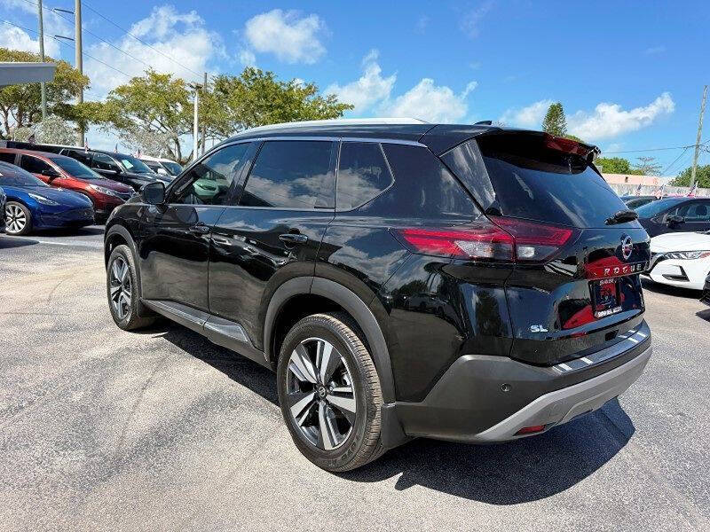 2021 Nissan Rogue SL