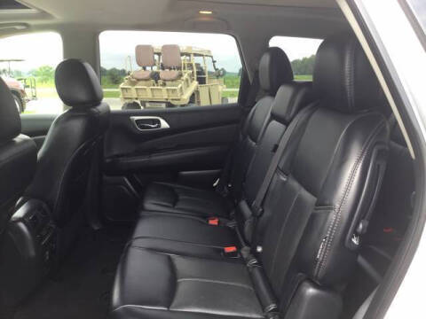 2018 Nissan Pathfinder Platinum