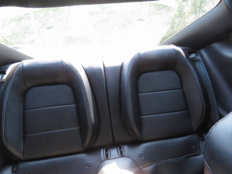 2022 Ford Mustang EcoBoost Premium