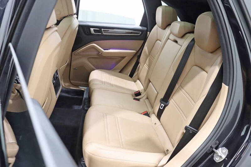 2019 Porsche Cayenne S