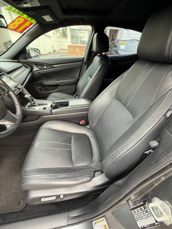 2018 Honda Civic EX-L w/Navi