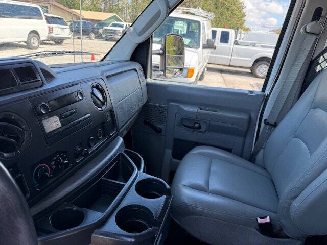 2009 Ford E-Series E-350 SD