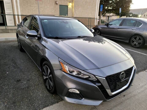 2021 Nissan Altima 2.5 SV