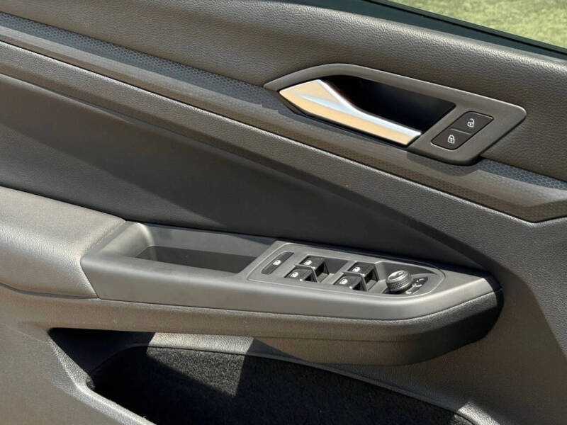 2022 Volkswagen Golf GTI Autobahn