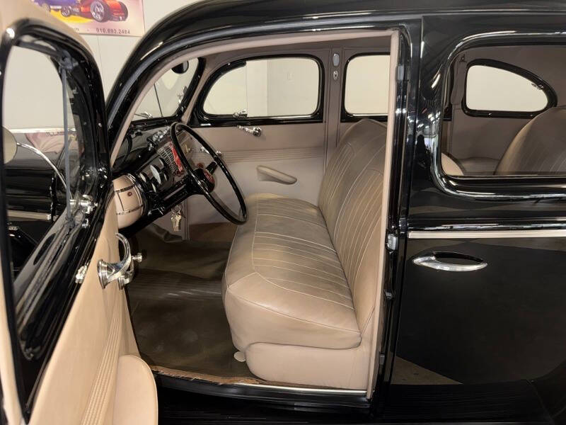 1940 Ford Deluxe