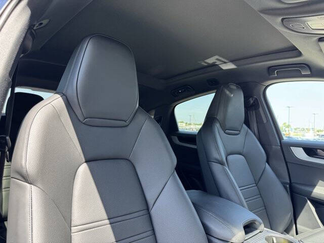 2025 Porsche Cayenne Coupe