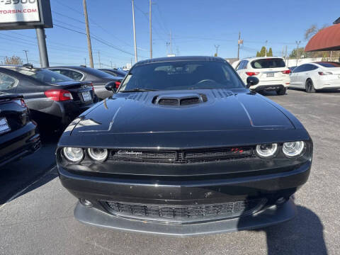 2018 Dodge Challenger 392 HEMI Scat Pack Shaker