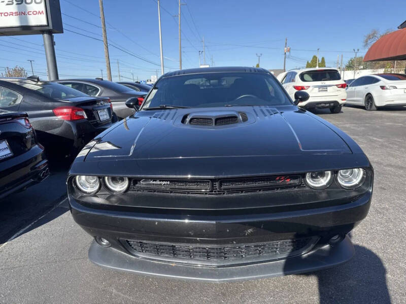 2018 Dodge Challenger 392 HEMI Scat Pack Shaker