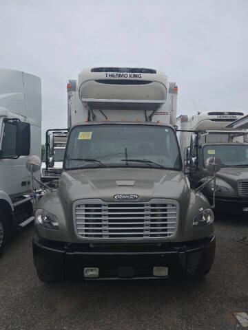 2019 Freightliner M2 106