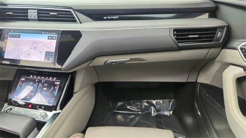 2024 Audi Q8 e-tron quattro Prestige