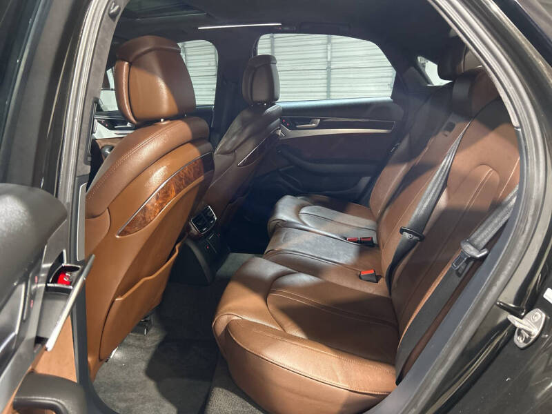 2011 Audi A8 quattro