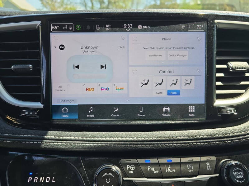 2024 Chrysler Pacifica Touring L