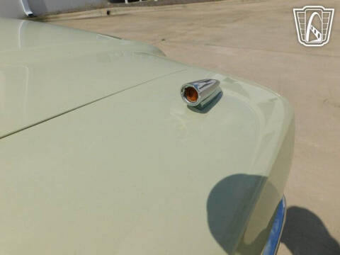 1966 Ford Thunderbird