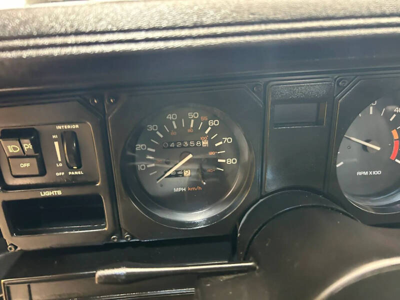 1982 Pontiac Firebird SE
