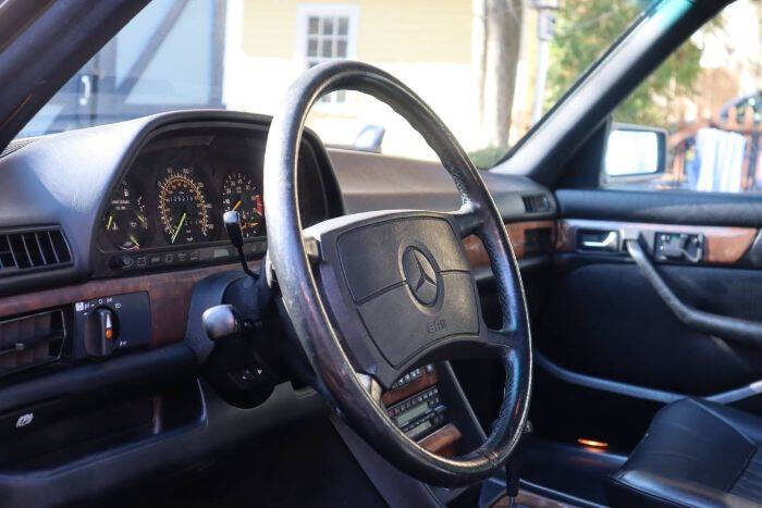 1987 Mercedes-Benz 500-Class