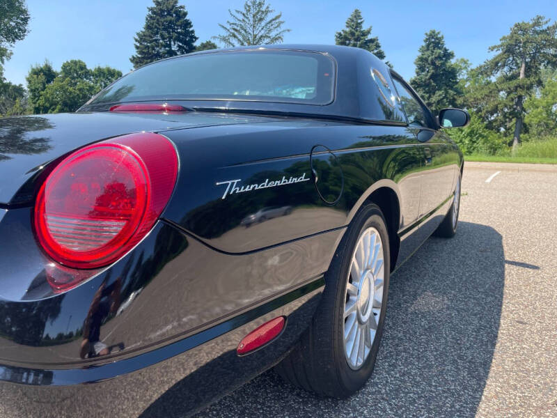 2005 Ford Thunderbird Deluxe