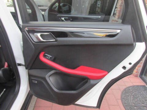 2017 Porsche Macan S