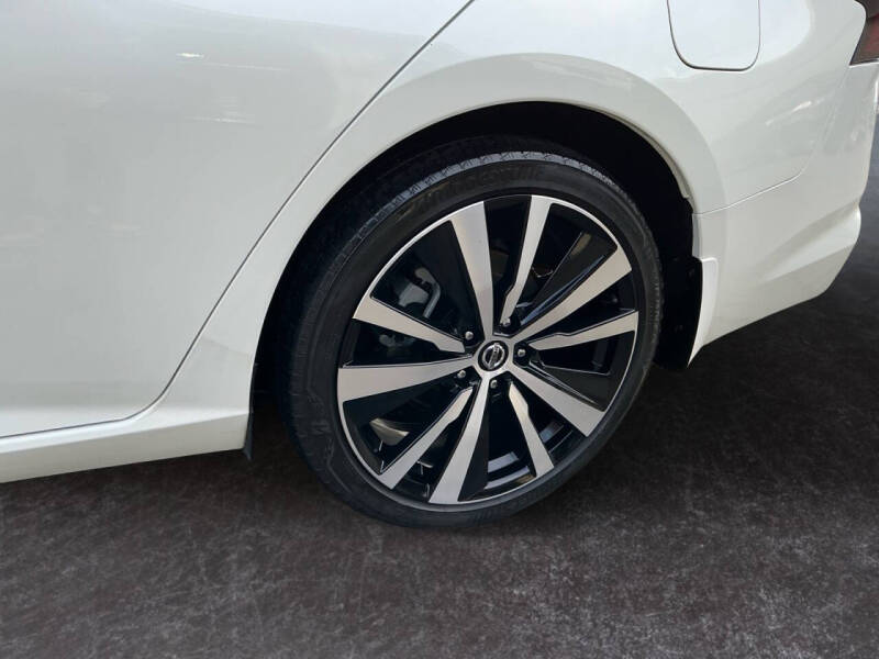 2022 Nissan Altima 2.0 SR