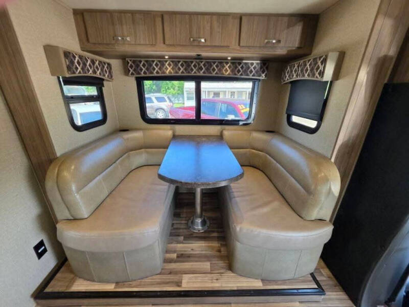 2017 Mercedes-Benz Sprinter