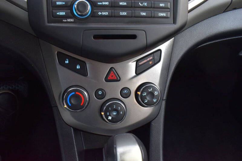 2016 Chevrolet Sonic LS Auto