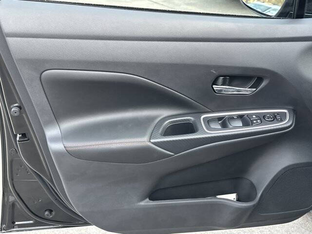 2025 Nissan Versa SR